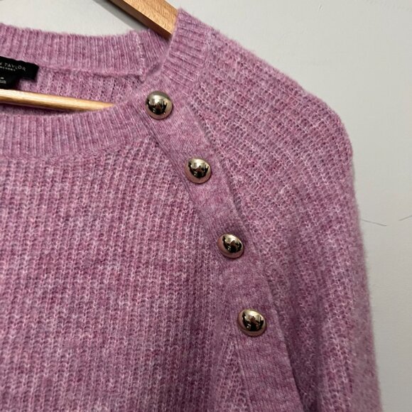 Ann Taylor Factory Sweater Size Medium Lavender Purple Knit Embellished Pullover - Picture 4 of 6